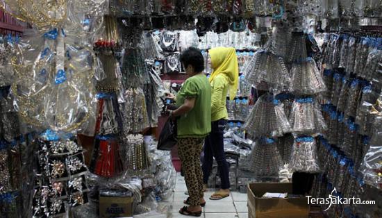 Suasana Pasar Suasana Pasar